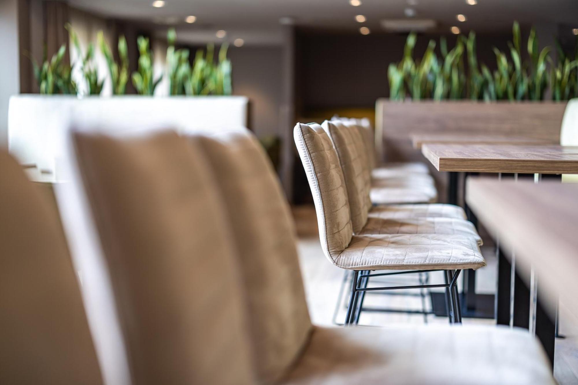 Platzhirsch Living Hotel เคลช์เตอร์บัค ภายนอก รูปภาพ