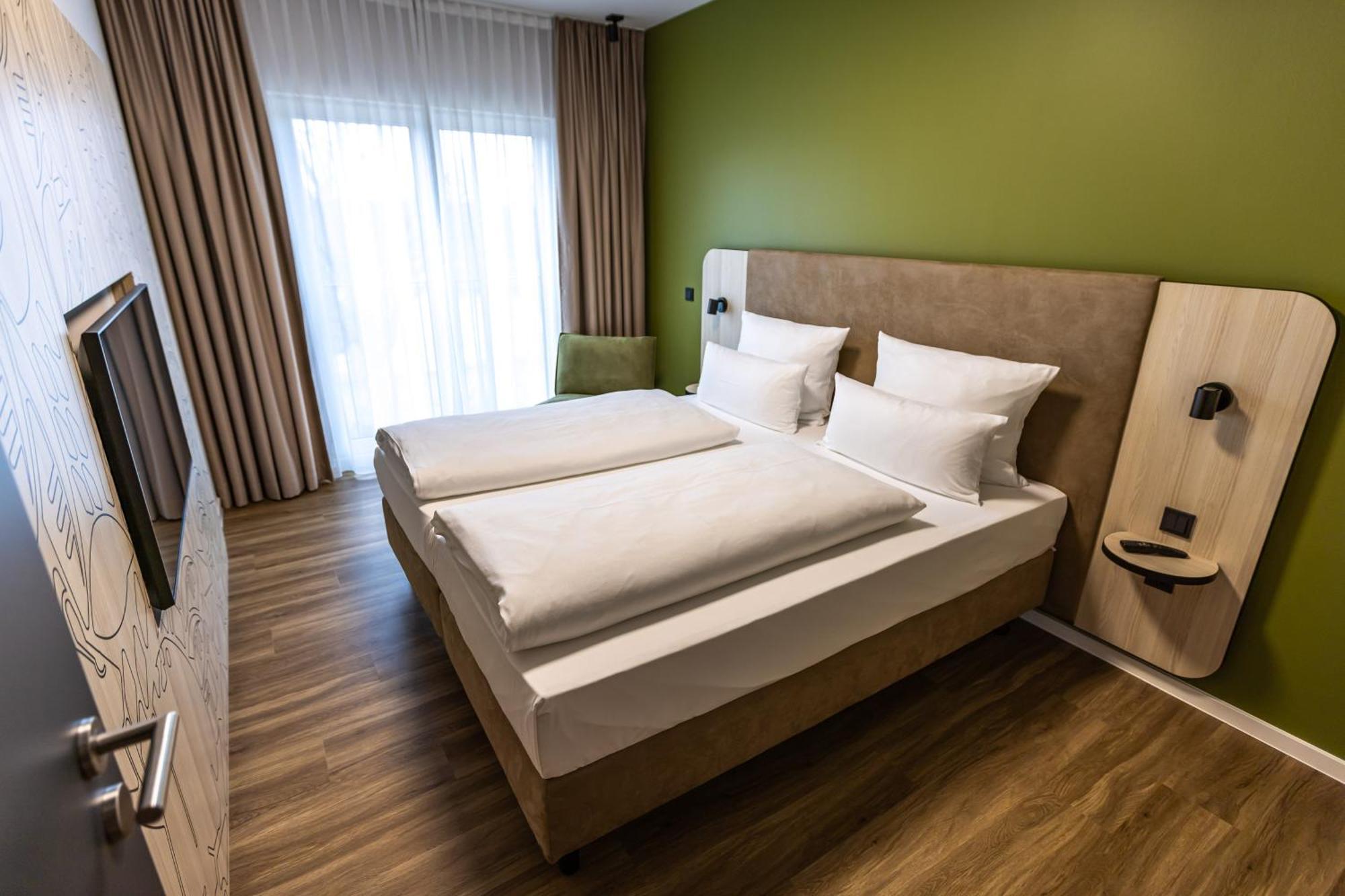 Platzhirsch Living Hotel เคลช์เตอร์บัค ภายนอก รูปภาพ